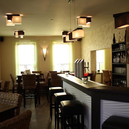 Hotel - Bistro - 3-Eck Merchweiler Ngoại thất bức ảnh