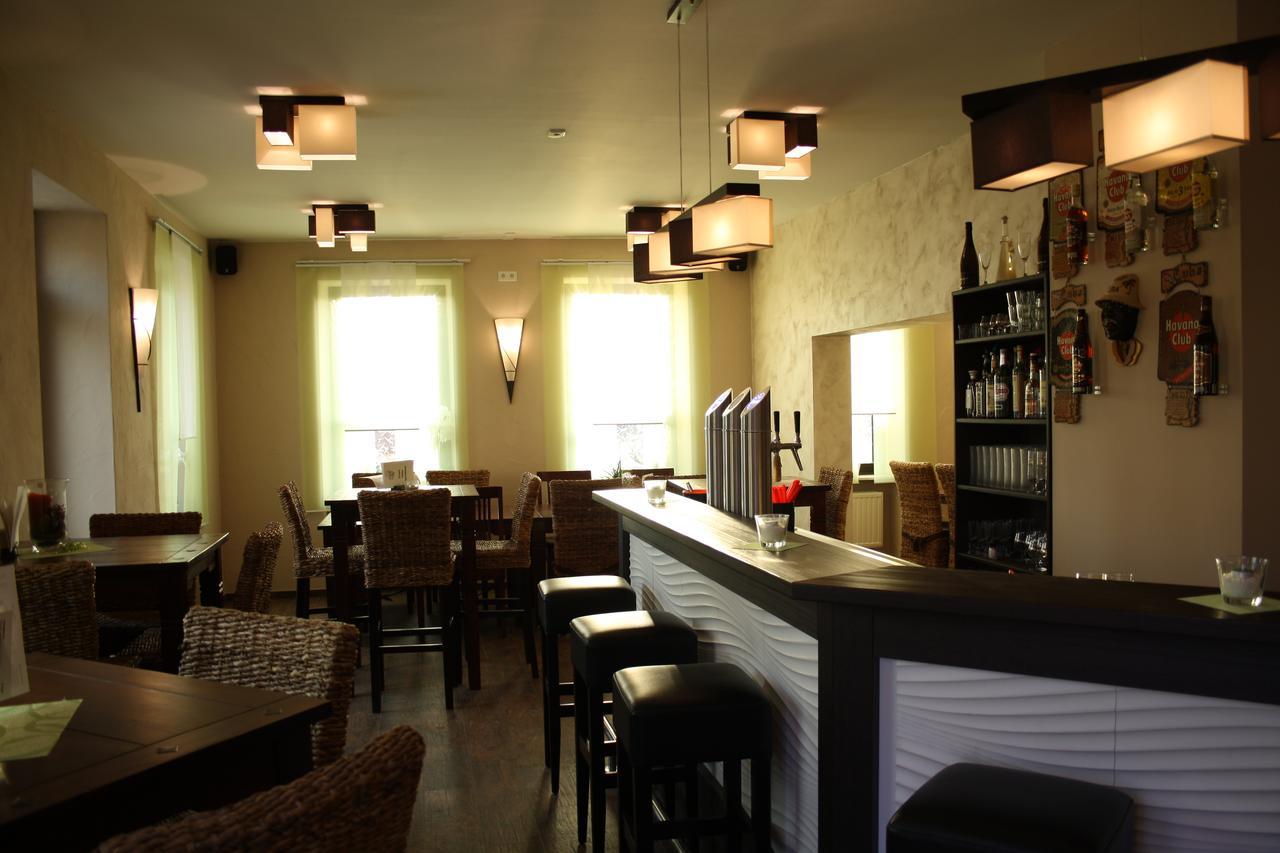 Hotel - Bistro - 3-Eck Merchweiler Ngoại thất bức ảnh