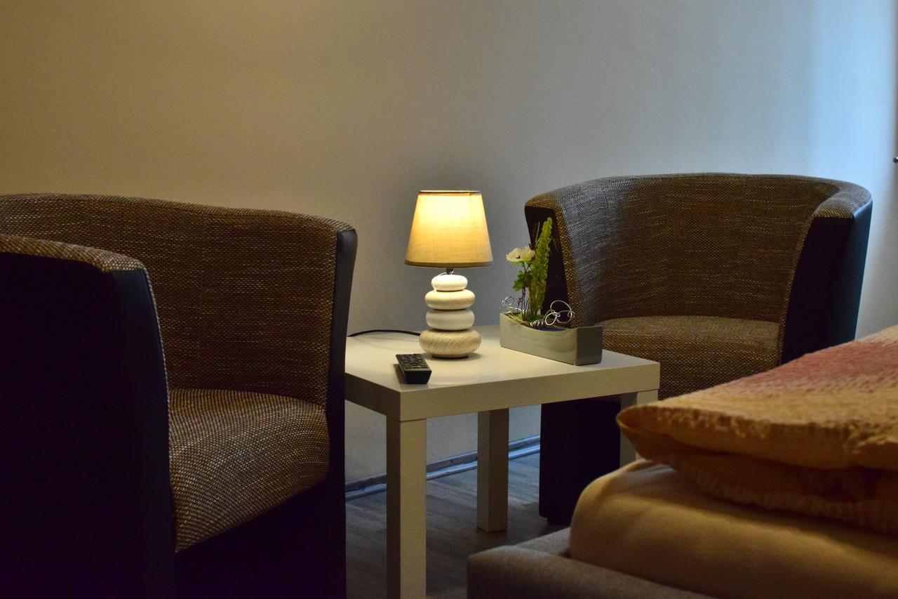 Hotel - Bistro - 3-Eck Merchweiler Ngoại thất bức ảnh
